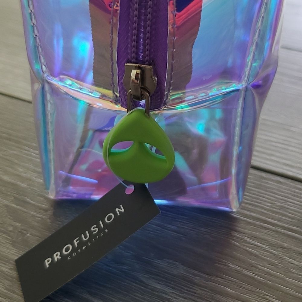 Profusion Cosmetics Bag - Picture 2 of 3